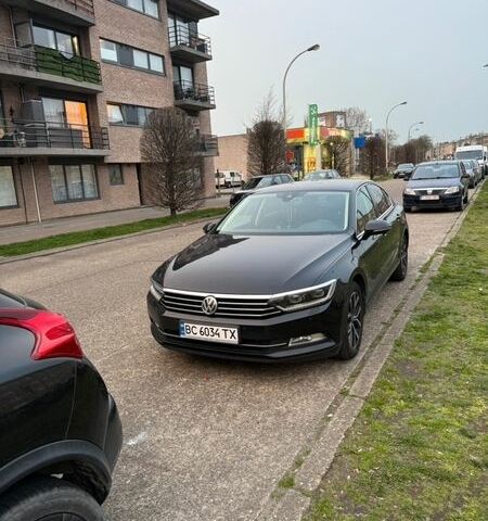 Черный Фольксваген Пассат, объемом двигателя 1.97 л и пробегом 270 тыс. км за 14448 $, фото 1 на Automoto.ua