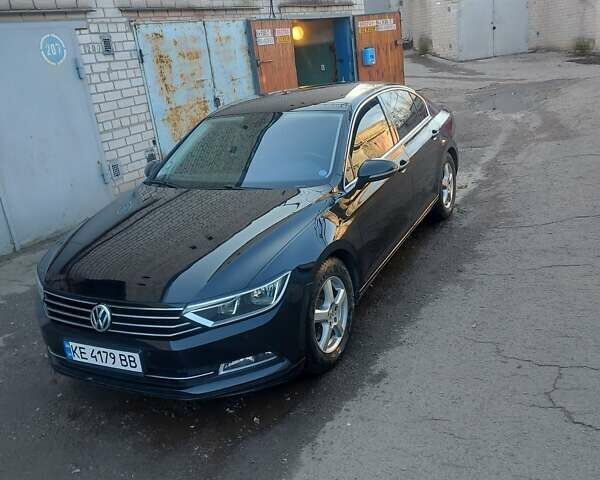 Черный Фольксваген Пассат, объемом двигателя 1.97 л и пробегом 273 тыс. км за 15800 $, фото 1 на Automoto.ua