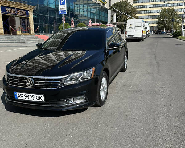 Черный Фольксваген Пассат, объемом двигателя 1.8 л и пробегом 54 тыс. км за 14800 $, фото 1 на Automoto.ua