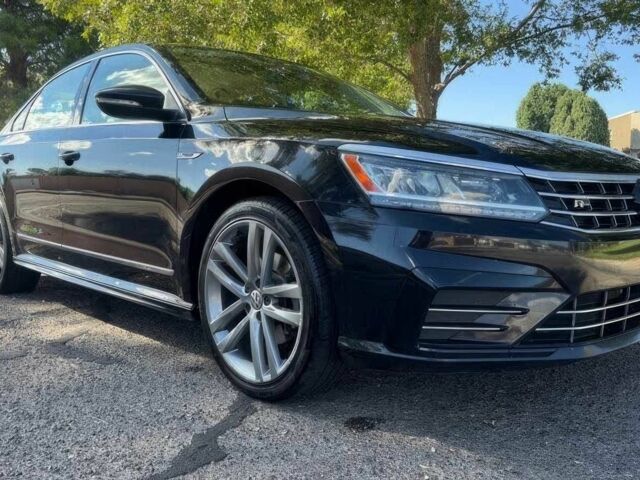 Чорний Фольксваген Пассат, об'ємом двигуна 1.8 л та пробігом 59 тис. км за 12100 $, фото 1 на Automoto.ua