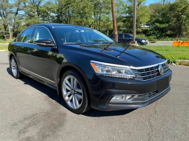 Черный Фольксваген Пассат, объемом двигателя 1.8 л и пробегом 58 тыс. км за 7600 $, фото 1 на Automoto.ua