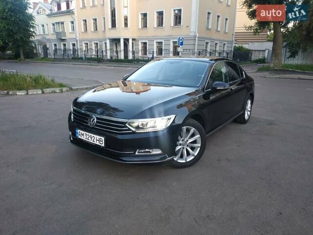 Черный Фольксваген Пассат, объемом двигателя 1.6 л и пробегом 205 тыс. км за 19500 $, фото 1 на Automoto.ua