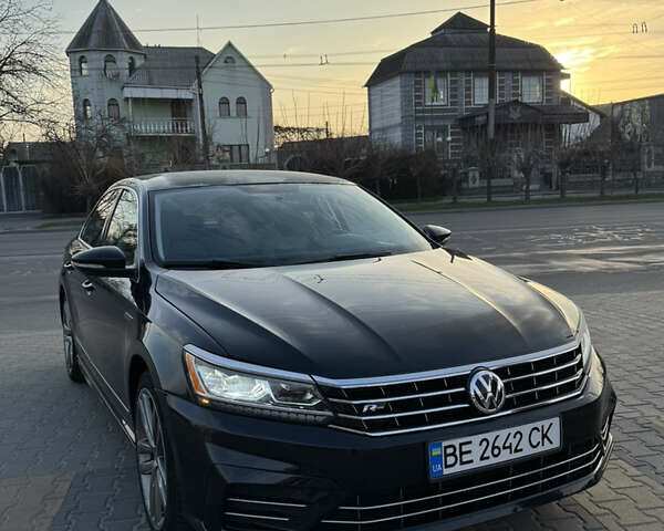 Черный Фольксваген Пассат, объемом двигателя 1.8 л и пробегом 161 тыс. км за 17000 $, фото 1 на Automoto.ua