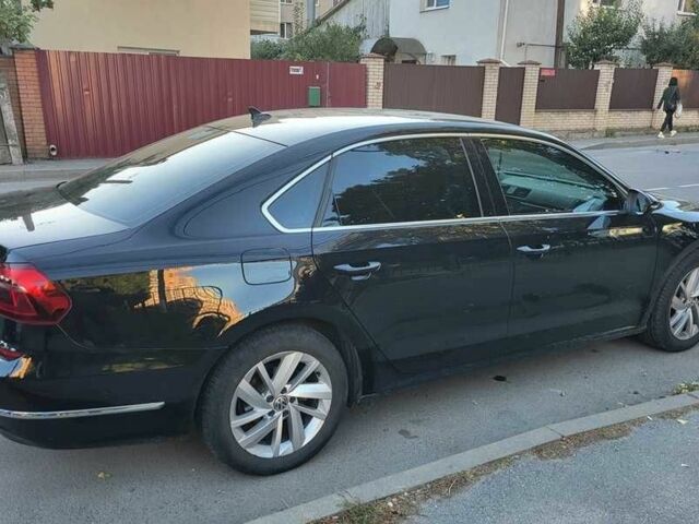 Черный Фольксваген Пассат, объемом двигателя 2 л и пробегом 73 тыс. км за 16075 $, фото 1 на Automoto.ua