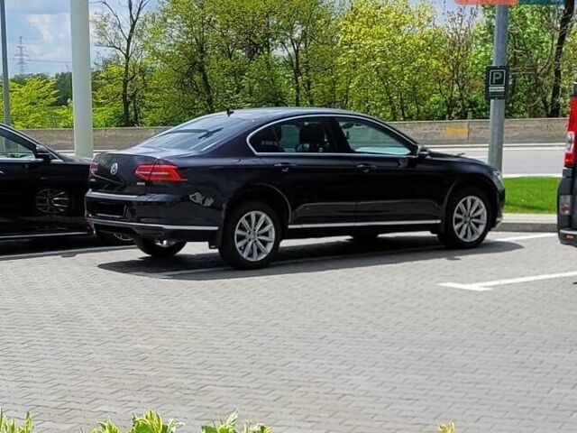 Черный Фольксваген Пассат, объемом двигателя 1.97 л и пробегом 111 тыс. км за 26900 $, фото 1 на Automoto.ua