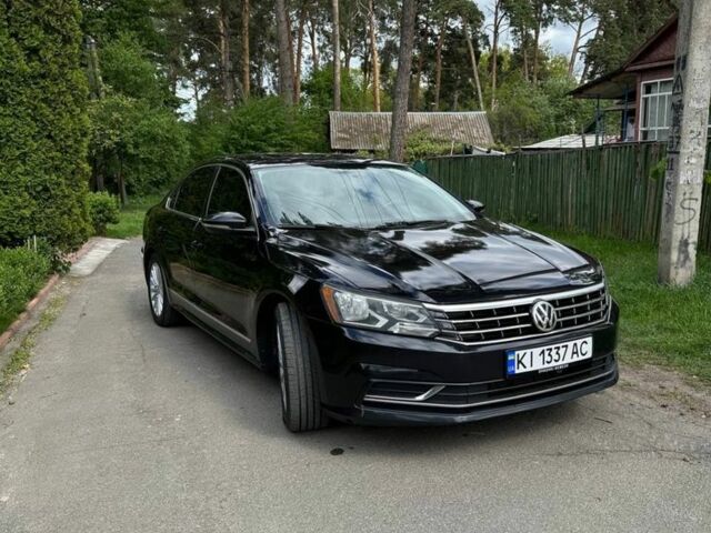 Черный Фольксваген Пассат, объемом двигателя 1.8 л и пробегом 265 тыс. км за 11500 $, фото 1 на Automoto.ua