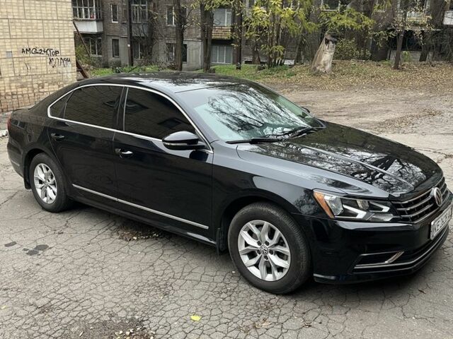 Чорний Фольксваген Пассат, об'ємом двигуна 1.8 л та пробігом 173 тис. км за 10500 $, фото 1 на Automoto.ua
