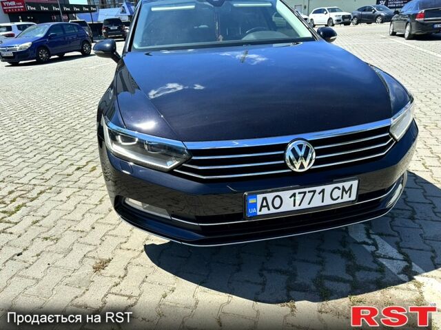 Чорний Фольксваген Пассат, об'ємом двигуна 2 л та пробігом 230 тис. км за 18800 $, фото 1 на Automoto.ua