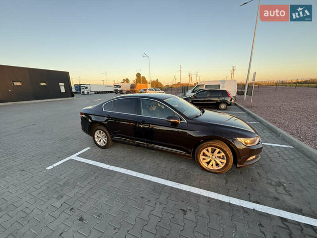 Фольксваген Пассат 2018 в Киеве на Automoto.ua Черный Фольксваген Пассат, объемом двигателя 1.97 л и пробегом 224 тыс. км за 16900 $, фото 1 на Automoto.ua