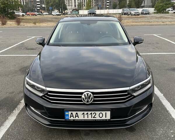 Черный Фольксваген Пассат, объемом двигателя 1.97 л и пробегом 94 тыс. км за 33000 $, фото 1 на Automoto.ua