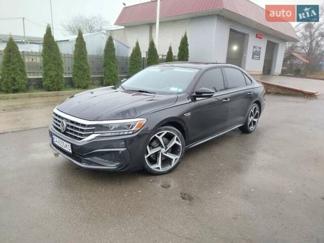 Черный Фольксваген Пассат, объемом двигателя 1.98 л и пробегом 90 тыс. км за 17400 $, фото 1 на Automoto.ua