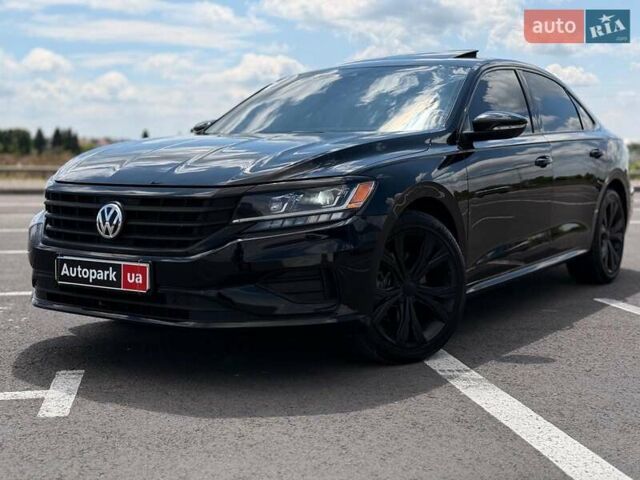 Чорний Фольксваген Пассат, об'ємом двигуна 2 л та пробігом 168 тис. км за 17290 $, фото 1 на Automoto.ua