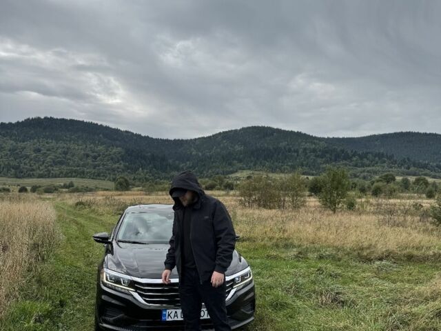 Чорний Фольксваген Пассат, об'ємом двигуна 2 л та пробігом 158 тис. км за 395 $, фото 1 на Automoto.ua