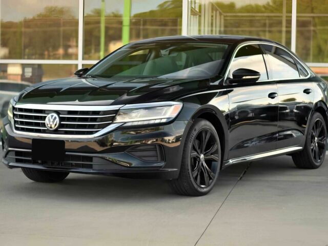 Черный Фольксваген Пассат, объемом двигателя 2 л и пробегом 30 тыс. км за 13300 $, фото 1 на Automoto.ua