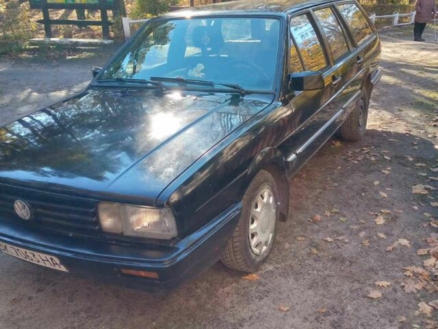 Черный Фольксваген Пассат, объемом двигателя 1 л и пробегом 2 тыс. км за 2000 $, фото 1 на Automoto.ua