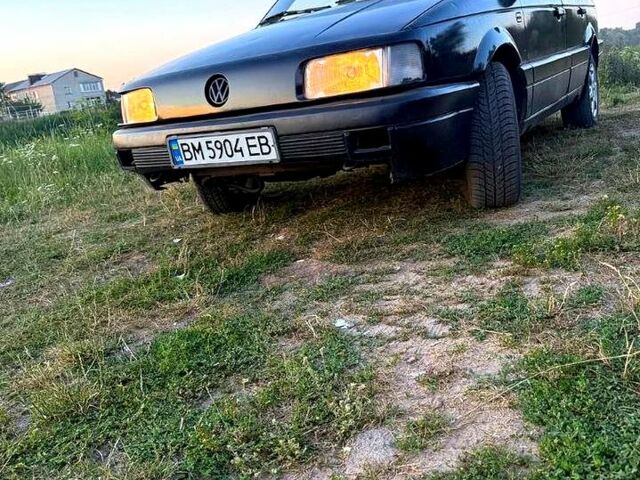 Черный Фольксваген Пассат, объемом двигателя 1.8 л и пробегом 100 тыс. км за 1550 $, фото 1 на Automoto.ua