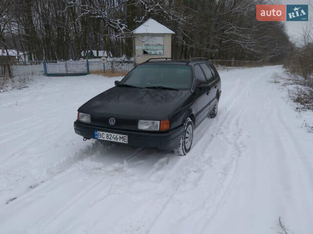 Черный Фольксваген Пассат, объемом двигателя 1.78 л и пробегом 450 тыс. км за 1180 $, фото 1 на Automoto.ua