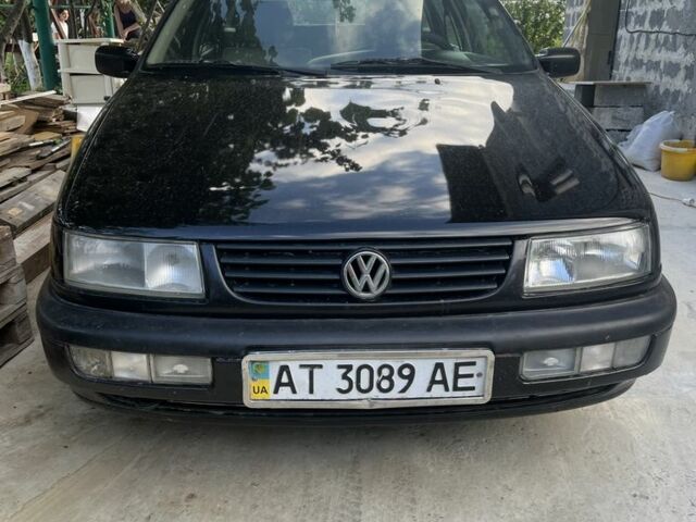 Черный Фольксваген Пассат, объемом двигателя 1.8 л и пробегом 450 тыс. км за 1800 $, фото 1 на Automoto.ua