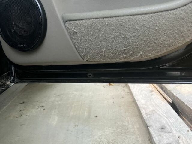 Черный Фольксваген Пассат, объемом двигателя 1.8 л и пробегом 450 тыс. км за 1500 $, фото 1 на Automoto.ua