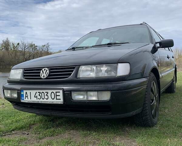 Черный Фольксваген Пассат, объемом двигателя 1.9 л и пробегом 480 тыс. км за 3850 $, фото 1 на Automoto.ua