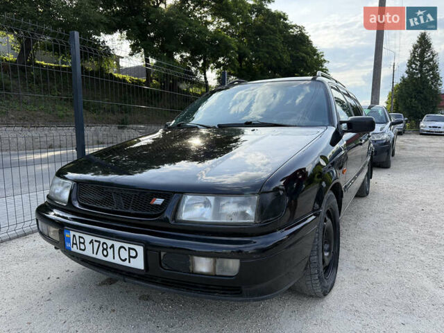 Черный Фольксваген Пассат, объемом двигателя 2.8 л и пробегом 274 тыс. км за 2650 $, фото 1 на Automoto.ua