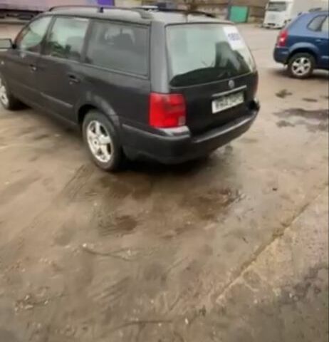 Чорний Фольксваген Пассат, об'ємом двигуна 1.9 л та пробігом 2 тис. км за 2400 $, фото 1 на Automoto.ua