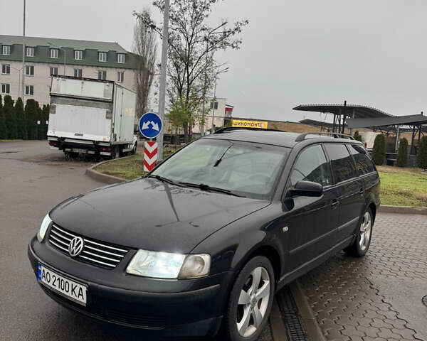 Черный Фольксваген Пассат, объемом двигателя 1.9 л и пробегом 290 тыс. км за 3200 $, фото 1 на Automoto.ua