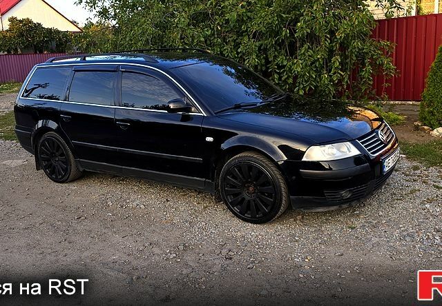 Чорний Фольксваген Пассат, об'ємом двигуна 1.6 л та пробігом 322 тис. км за 4800 $, фото 1 на Automoto.ua