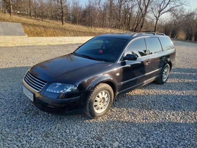 Черный Фольксваген Пассат, объемом двигателя 1.9 л и пробегом 320 тыс. км за 4350 $, фото 1 на Automoto.ua