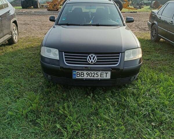 Черный Фольксваген Пассат, объемом двигателя 1.6 л и пробегом 180 тыс. км за 3500 $, фото 1 на Automoto.ua