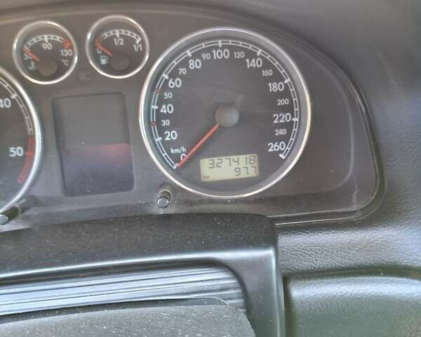 Чорний Фольксваген Пассат, об'ємом двигуна 1.9 л та пробігом 327 тис. км за 4100 $, фото 1 на Automoto.ua