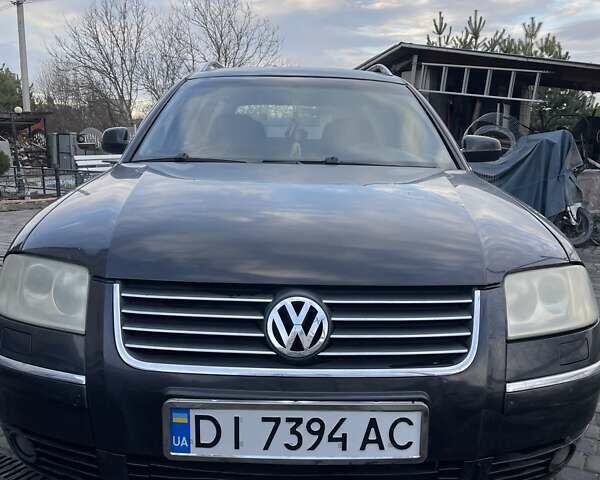 Черный Фольксваген Пассат, объемом двигателя 1.9 л и пробегом 301 тыс. км за 5000 $, фото 1 на Automoto.ua