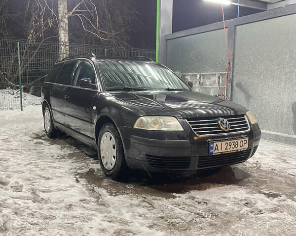 Черный Фольксваген Пассат, объемом двигателя 1.9 л и пробегом 248 тыс. км за 4950 $, фото 1 на Automoto.ua