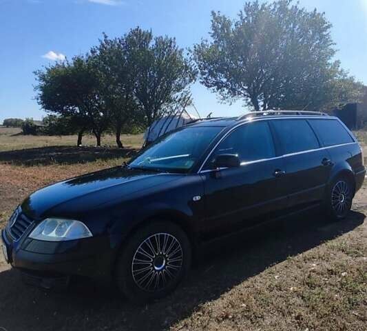 Черный Фольксваген Пассат, объемом двигателя 1.78 л и пробегом 256 тыс. км за 4800 $, фото 1 на Automoto.ua