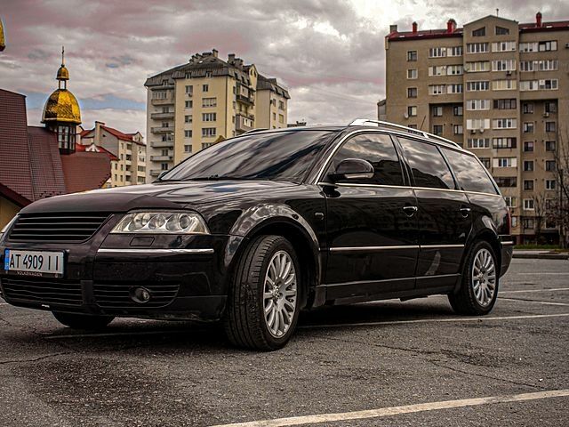 Черный Фольксваген Пассат, объемом двигателя 2 л и пробегом 358 тыс. км за 5500 $, фото 1 на Automoto.ua