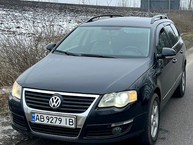 Черный Фольксваген Пассат, объемом двигателя 2 л и пробегом 330 тыс. км за 5800 $, фото 1 на Automoto.ua