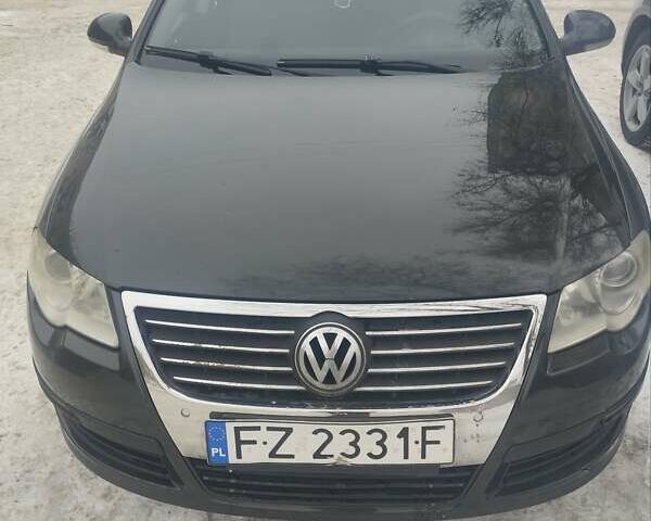 Черный Фольксваген Пассат, объемом двигателя 1.9 л и пробегом 393 тыс. км за 2800 $, фото 1 на Automoto.ua
