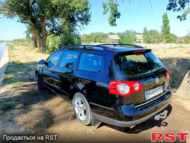 Черный Фольксваген Пассат, объемом двигателя 1.6 л и пробегом 222 тыс. км за 4700 $, фото 1 на Automoto.ua