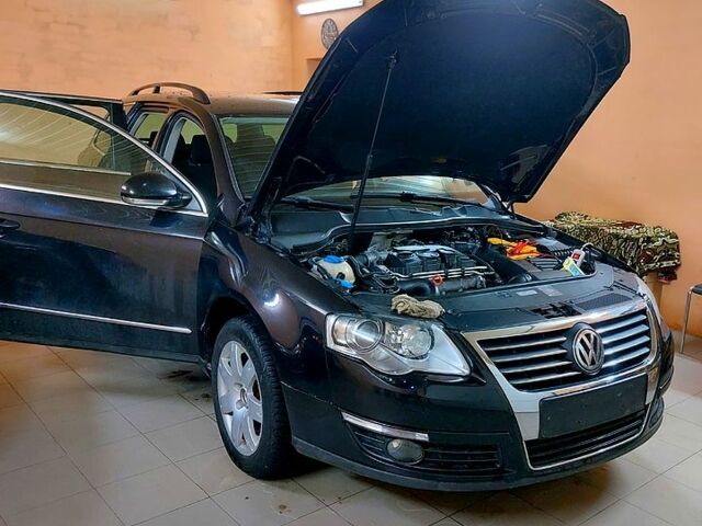 Черный Фольксваген Пассат, объемом двигателя 2 л и пробегом 351 тыс. км за 6300 $, фото 1 на Automoto.ua