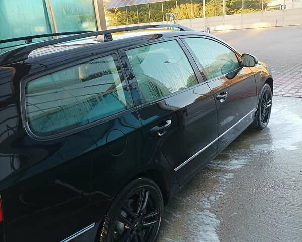 Чорний Фольксваген Пассат, об'ємом двигуна 1.6 л та пробігом 249 тис. км за 6500 $, фото 1 на Automoto.ua