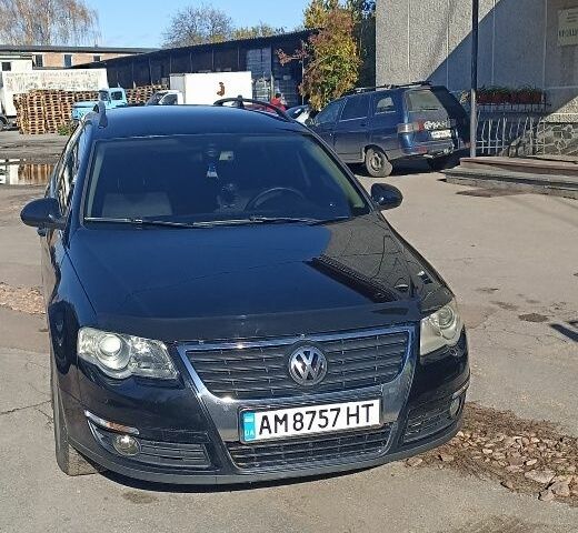 Фольксваген Пассат 2006 в Житомире на Automoto.ua Черный Фольксваген Пассат, объемом двигателя 2 л и пробегом 355 тыс. км за 5313 $, фото 1 на Automoto.ua