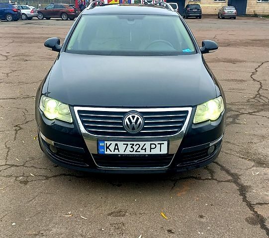 Чорний Фольксваген Пассат, об'ємом двигуна 2 л та пробігом 370 тис. км за 6300 $, фото 1 на Automoto.ua