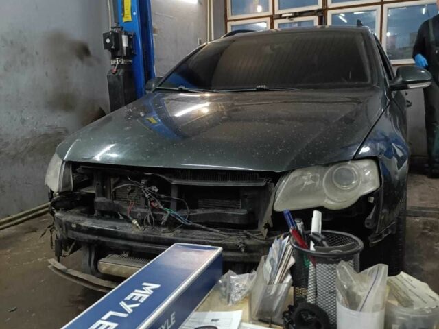 Черный Фольксваген Пассат, объемом двигателя 1.9 л и пробегом 350 тыс. км за 2300 $, фото 1 на Automoto.ua