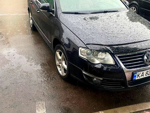 Чорний Фольксваген Пассат, об'ємом двигуна 2 л та пробігом 330 тис. км за 5800 $, фото 1 на Automoto.ua