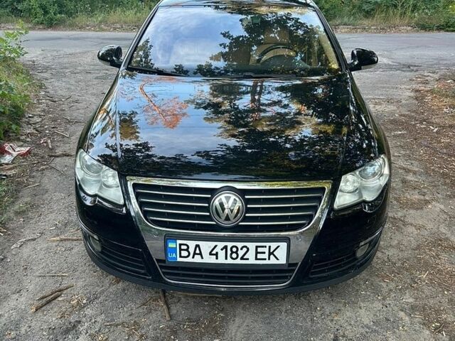 Чорний Фольксваген Пассат, об'ємом двигуна 2 л та пробігом 342 тис. км за 7000 $, фото 1 на Automoto.ua