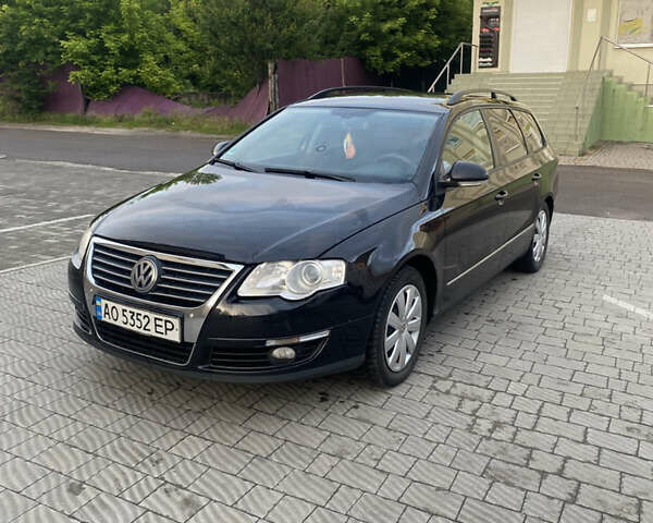 Черный Фольксваген Пассат, объемом двигателя 1.97 л и пробегом 427 тыс. км за 4950 $, фото 1 на Automoto.ua