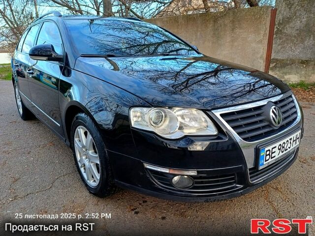 Черный Фольксваген Пассат, объемом двигателя 2 л и пробегом 240 тыс. км за 5888 $, фото 1 на Automoto.ua