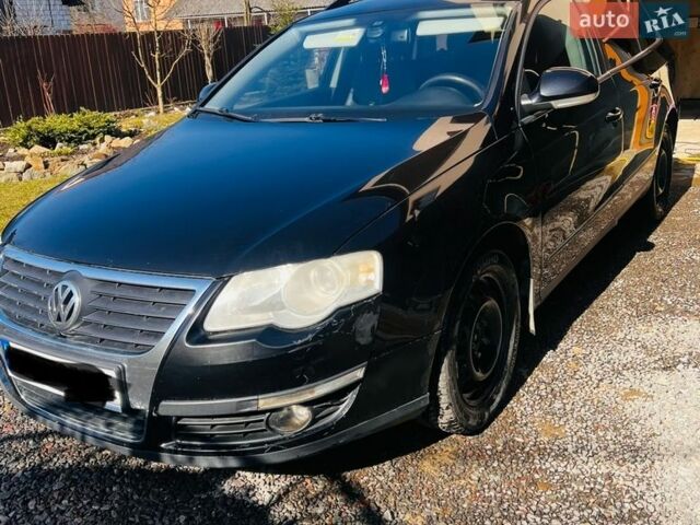 Черный Фольксваген Пассат, объемом двигателя 2 л и пробегом 377 тыс. км за 5100 $, фото 1 на Automoto.ua