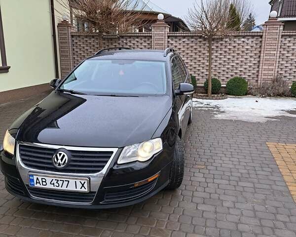 Черный Фольксваген Пассат, объемом двигателя 1.9 л и пробегом 265 тыс. км за 7200 $, фото 1 на Automoto.ua
