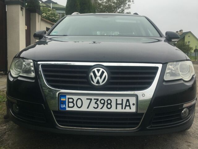 Черный Фольксваген Пассат, объемом двигателя 2 л и пробегом 310 тыс. км за 6199 $, фото 1 на Automoto.ua